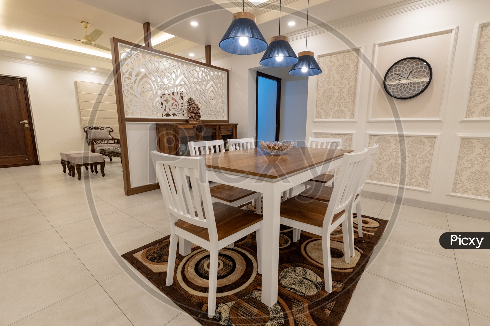 Bright Cozy Design Of a Dining Table And Interior Of a House