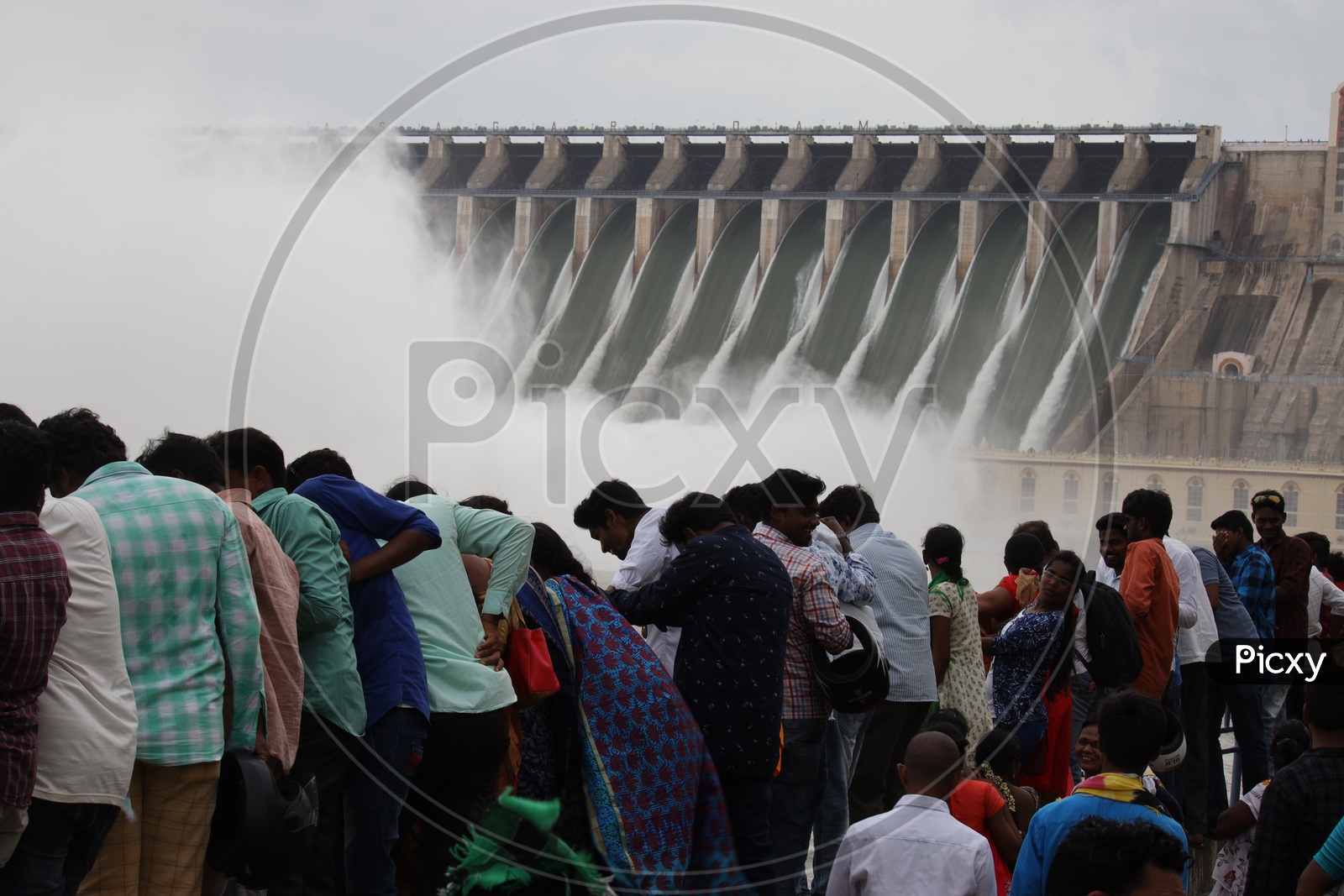 Visitors Watching  Nagarjuna Sagar Dam  Gates Opened Water Gushing