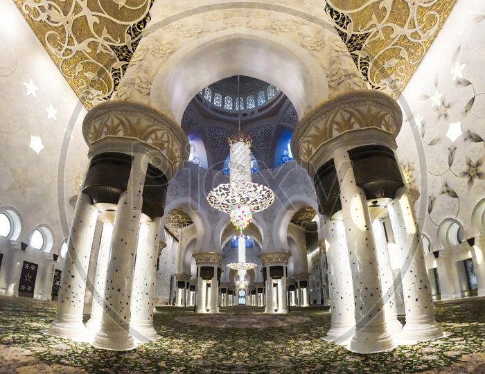 Architecture Of Grand Bur Dubai Masjid With Chandelier