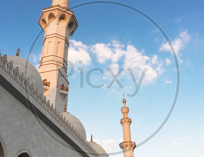 Architectural View Of Sheik Zayed Grand Mosque Center