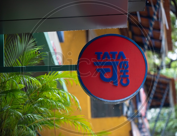 Tata Global Beverages, TATA CHA outlet cafe