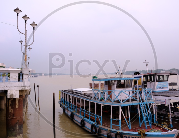 Tourist Boats in Hooghly River at Howrah Bridge