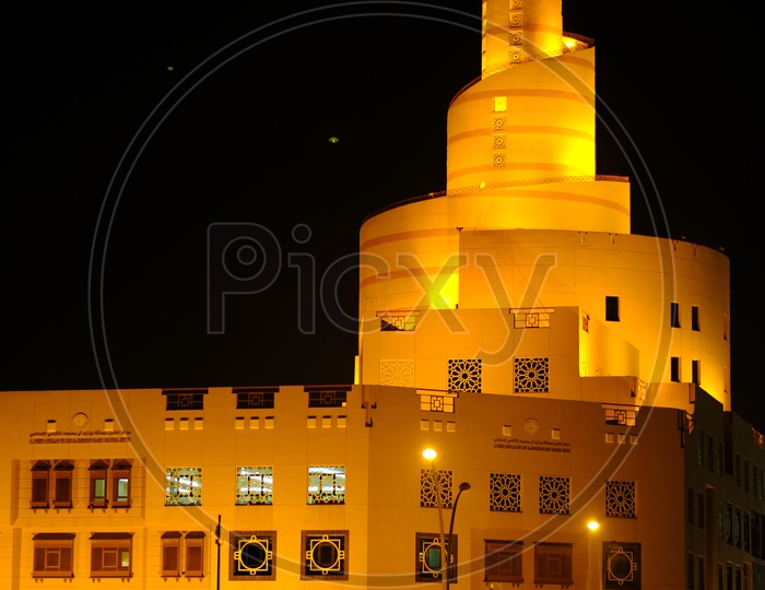 Architecture of QIB Bank in Qatar during night