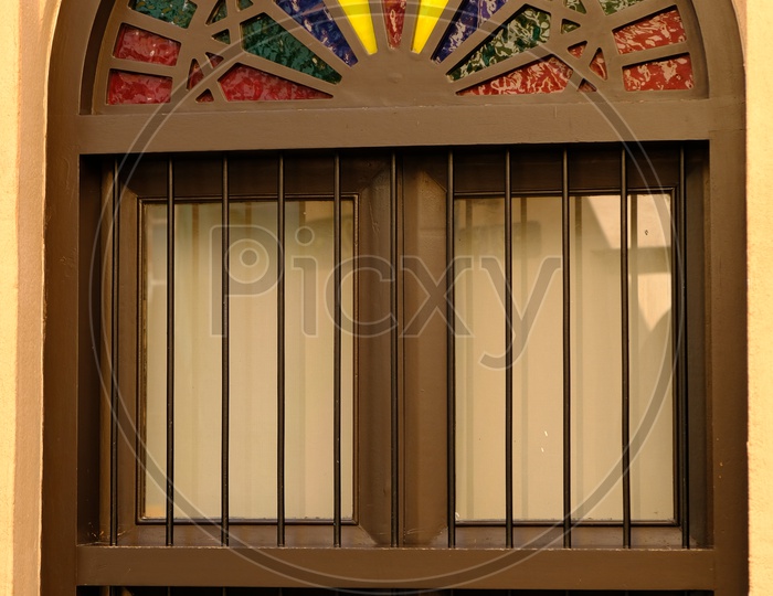 Window frame at Katara