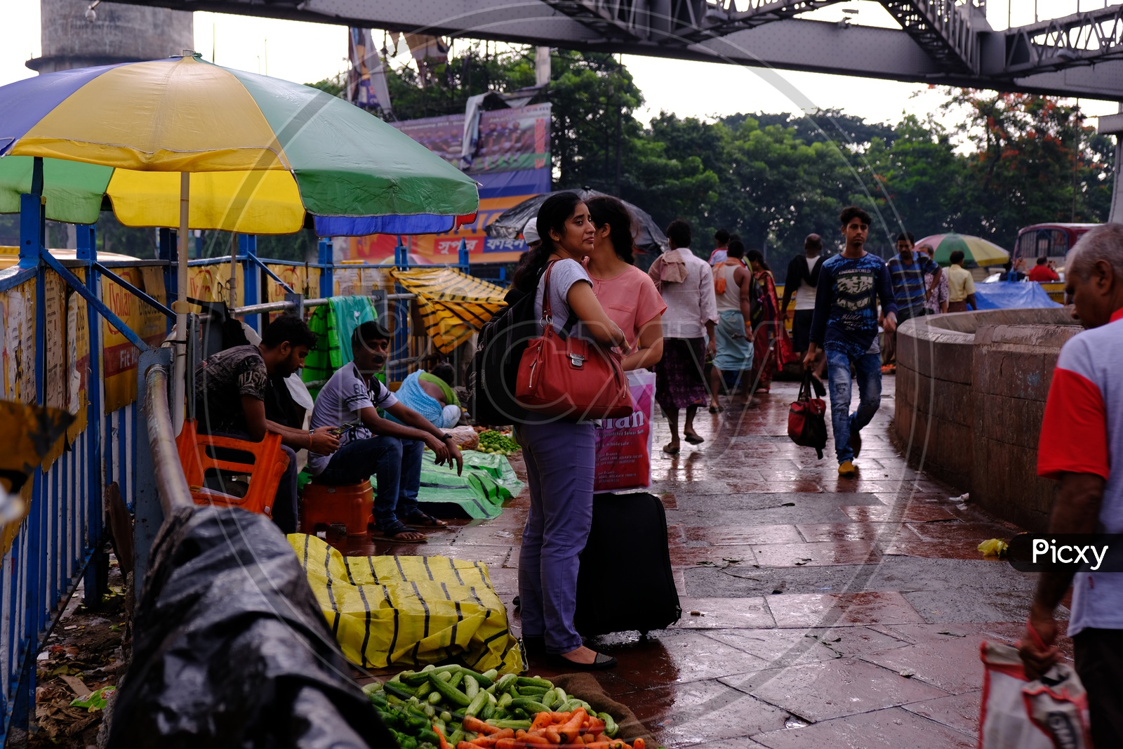 Vegetable Market under the Howrah Bridge