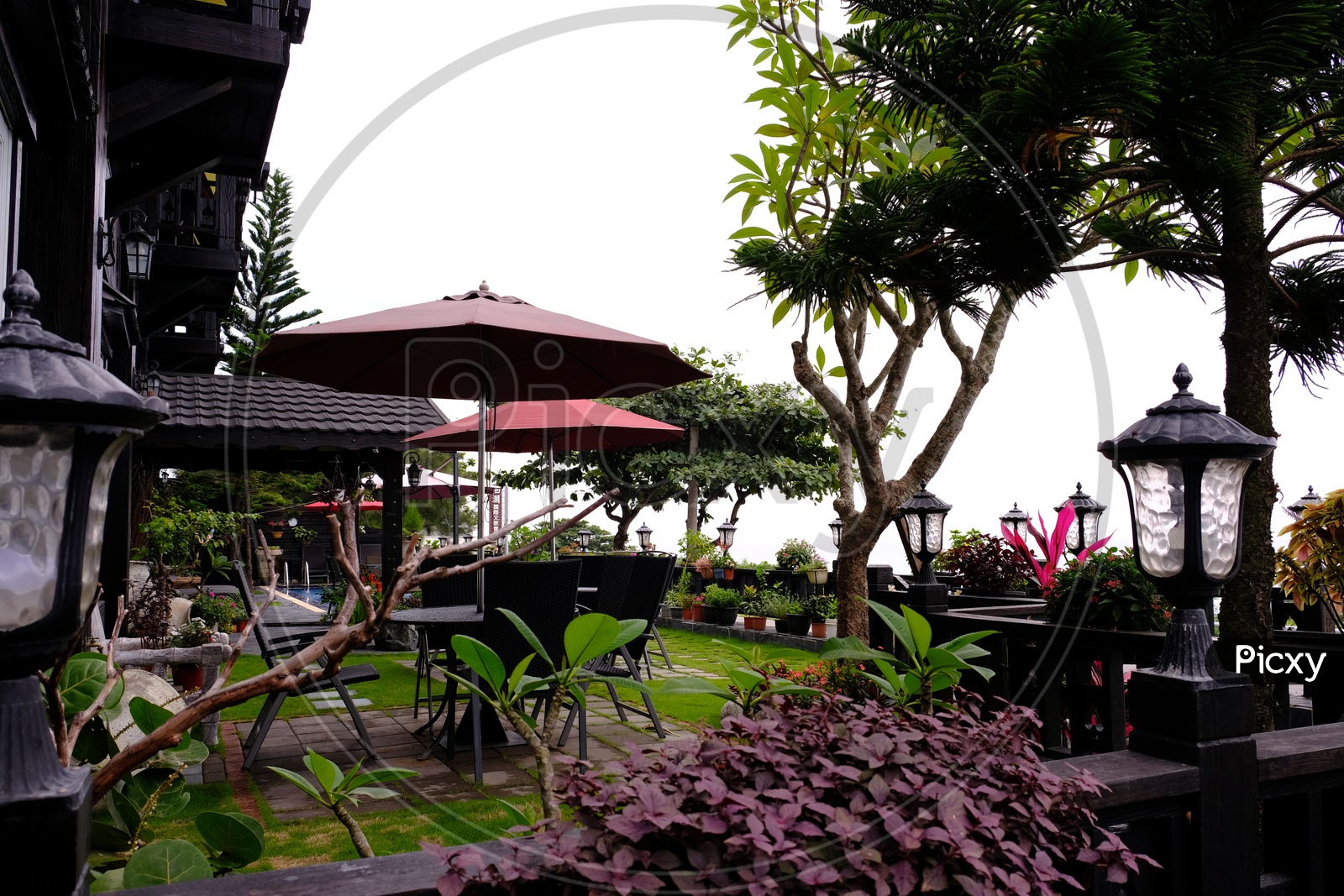 Outdoor Dining with Swimming Pool in a Hotel at Hualien City