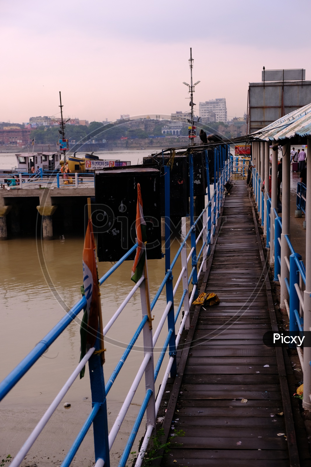 Ferry port on Hooghly near Howrah Bridge