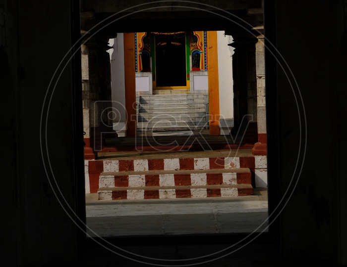 Mandapas  In Hindu temples