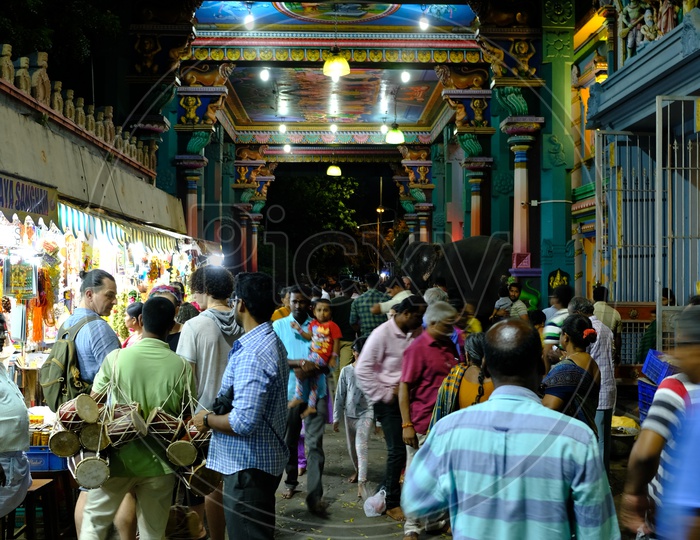 Arulmigu Manakula Vinayagar temple   Street