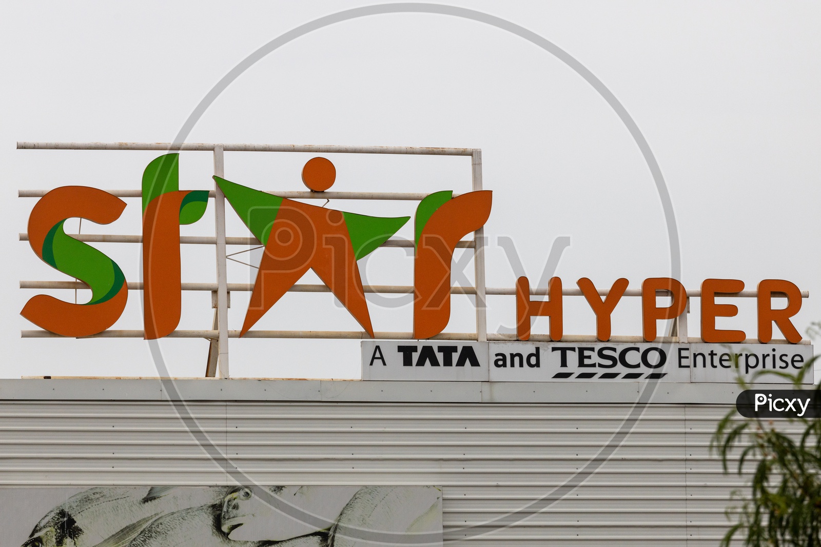 Star Hyper, TATA TESCO Retail chain store