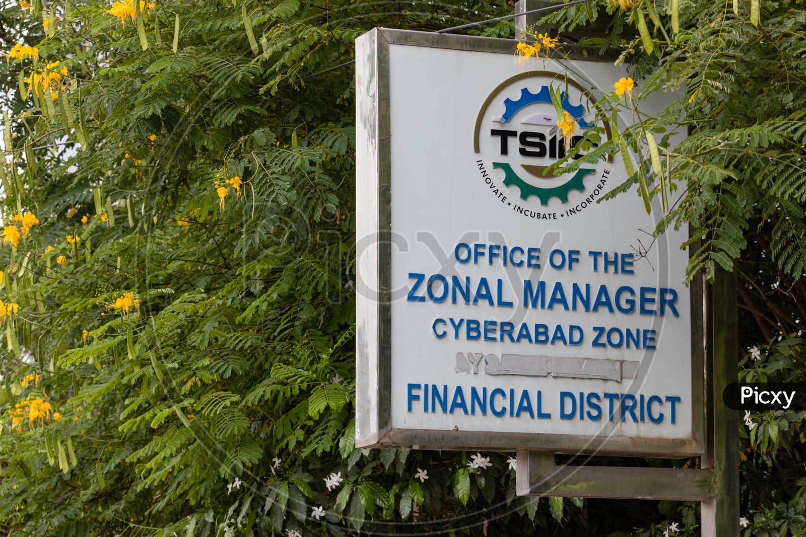 image-of-zonal-manager-office-tsiic-financial-district-at234231-picxy