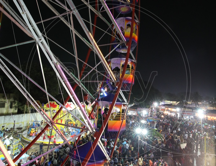 Giant Wheel In Exhibitions Fairs