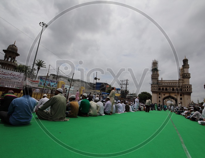 Image Of Muslim Devotees Performing Ramzan Ramdan Prayers At Jama Masjid Near Charminar Rl050559