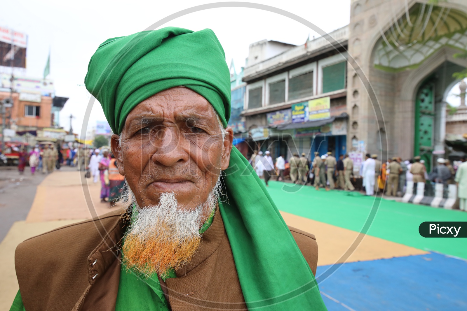 Muslim Man Wearing green Turban At Jama Masjid During  Ramzan Festival Prayers