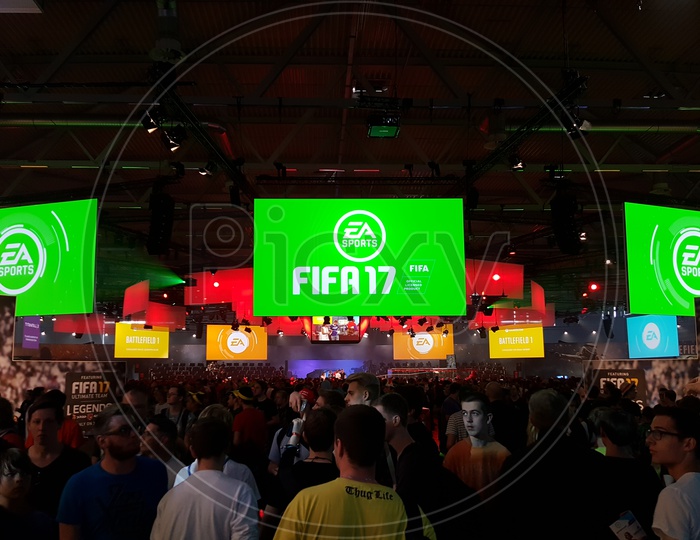 FiFA 17 Game on Screens