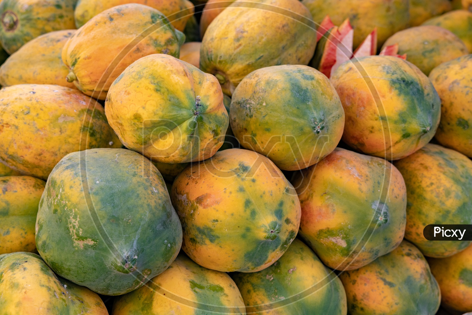 Papaya  Fruit at a Vendor Stall