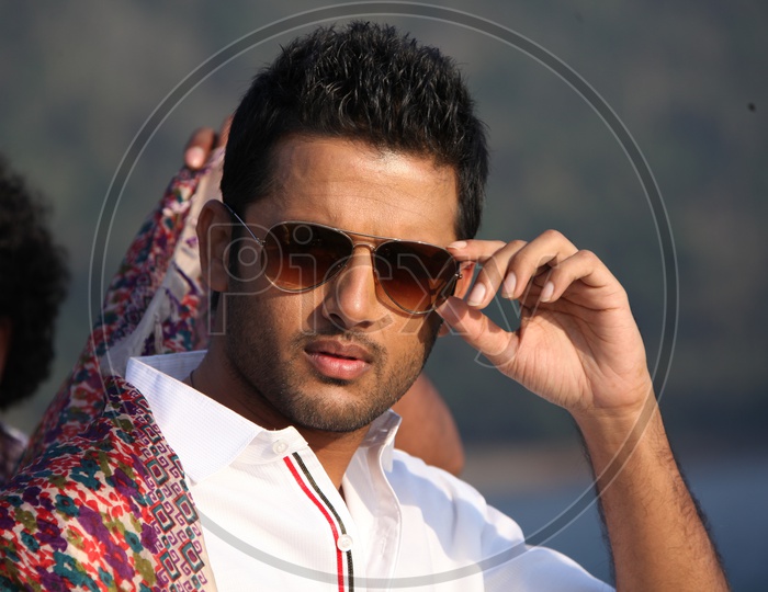 Image of Actor Nithin Smoking Cigarette In a Movie Shooting-QF601884-Picxy