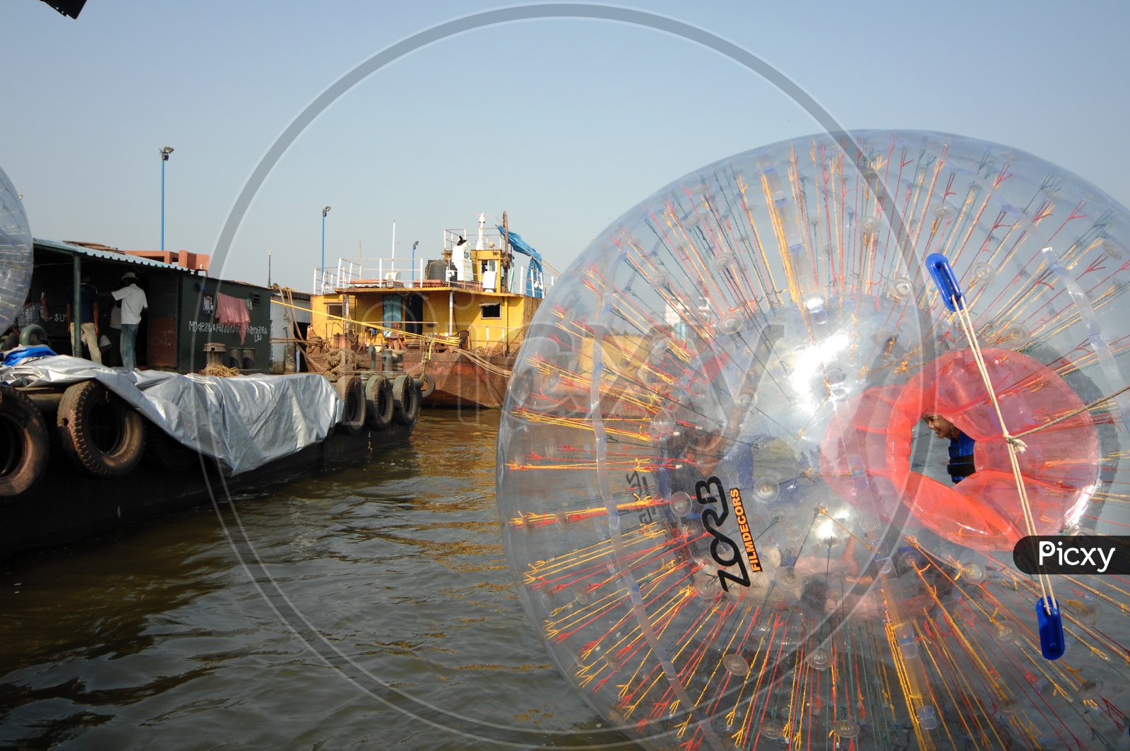 Bubble Roller  Rides on Sea Water
