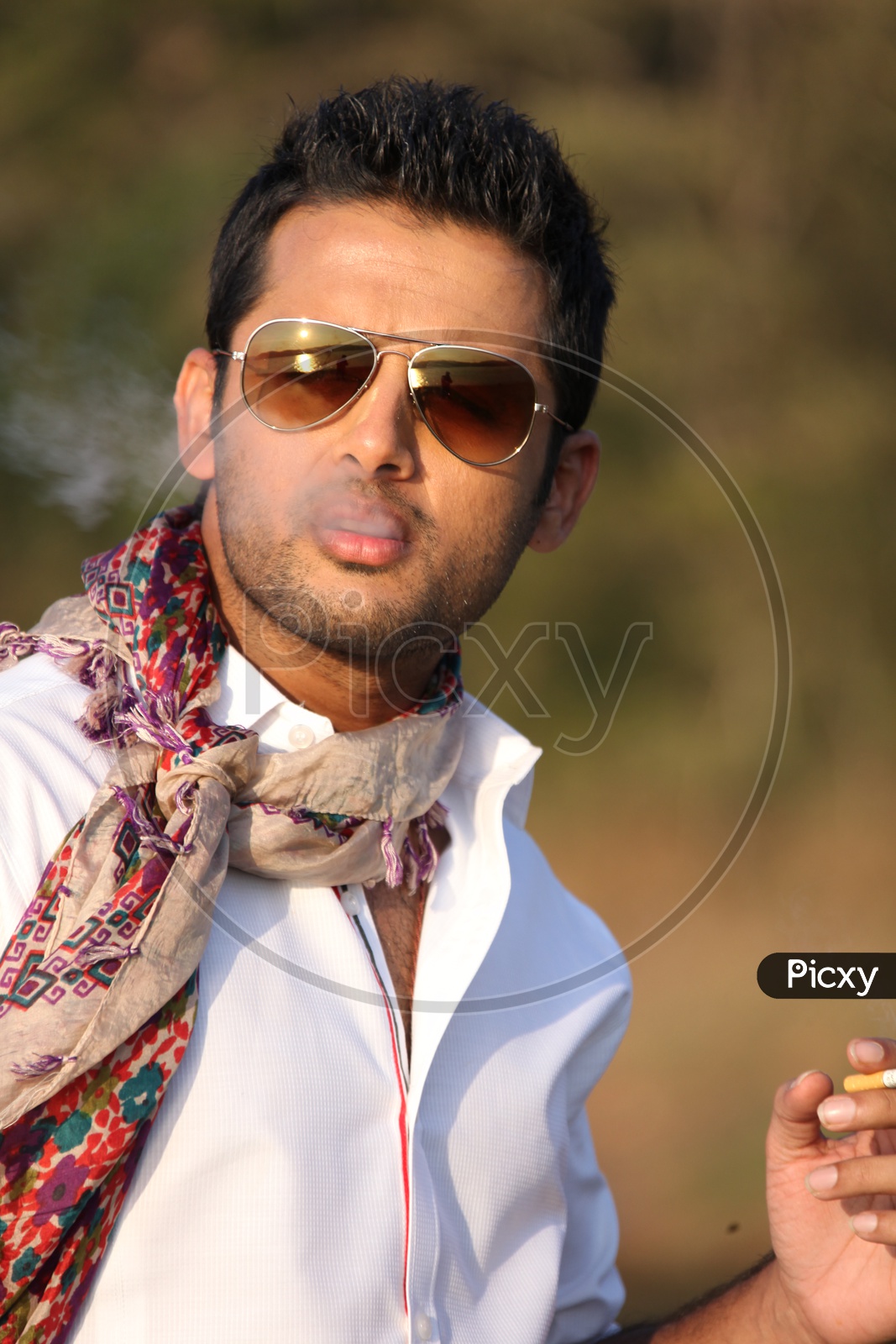 Actor Nithin  Smoking   Cigarette In a Movie Shooting