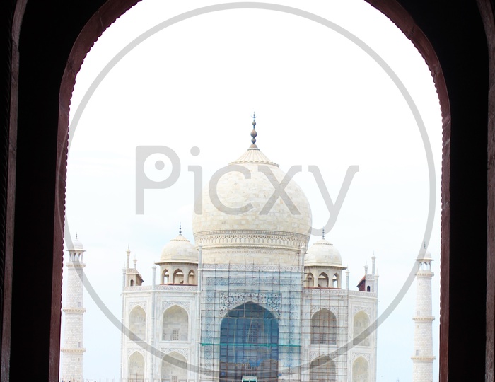 The Wonder !!! Taj mahal covered with restoration work.