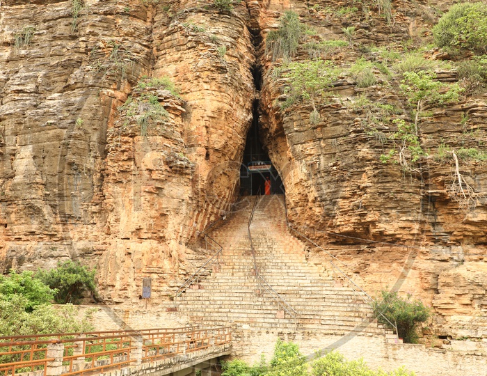 Yaganti Sri Uma Maheshwara Temple In Rock Hill Caves