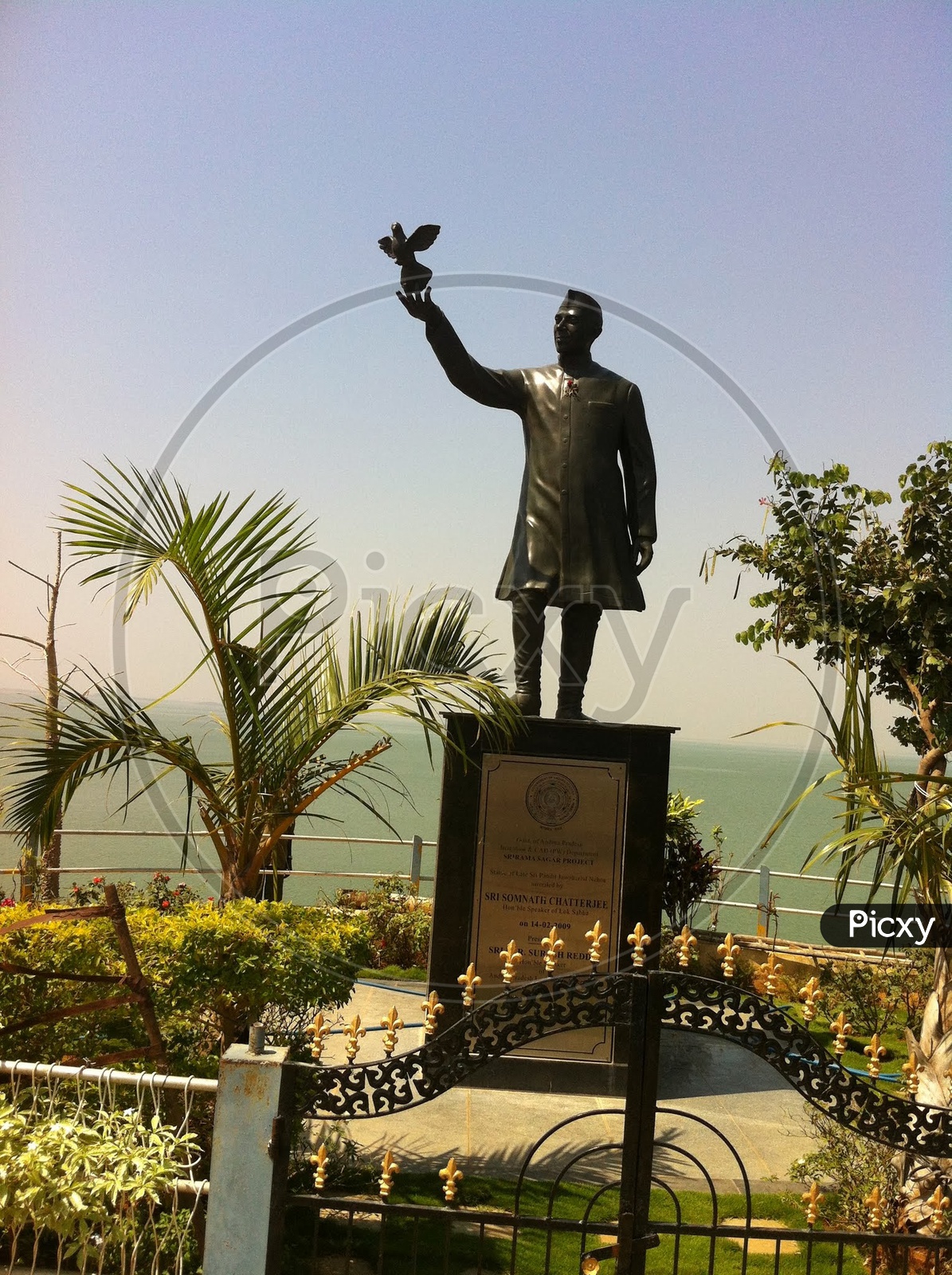 nehru statue at sriram sagar project