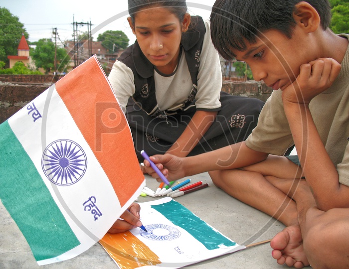 Indian flag making by children