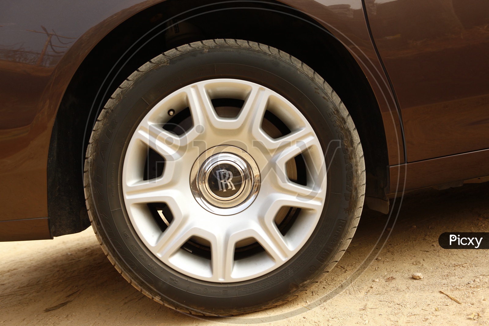 Rolls Royce Tyres Rolls Royce Tyres Price with Warranty Tyrelelo