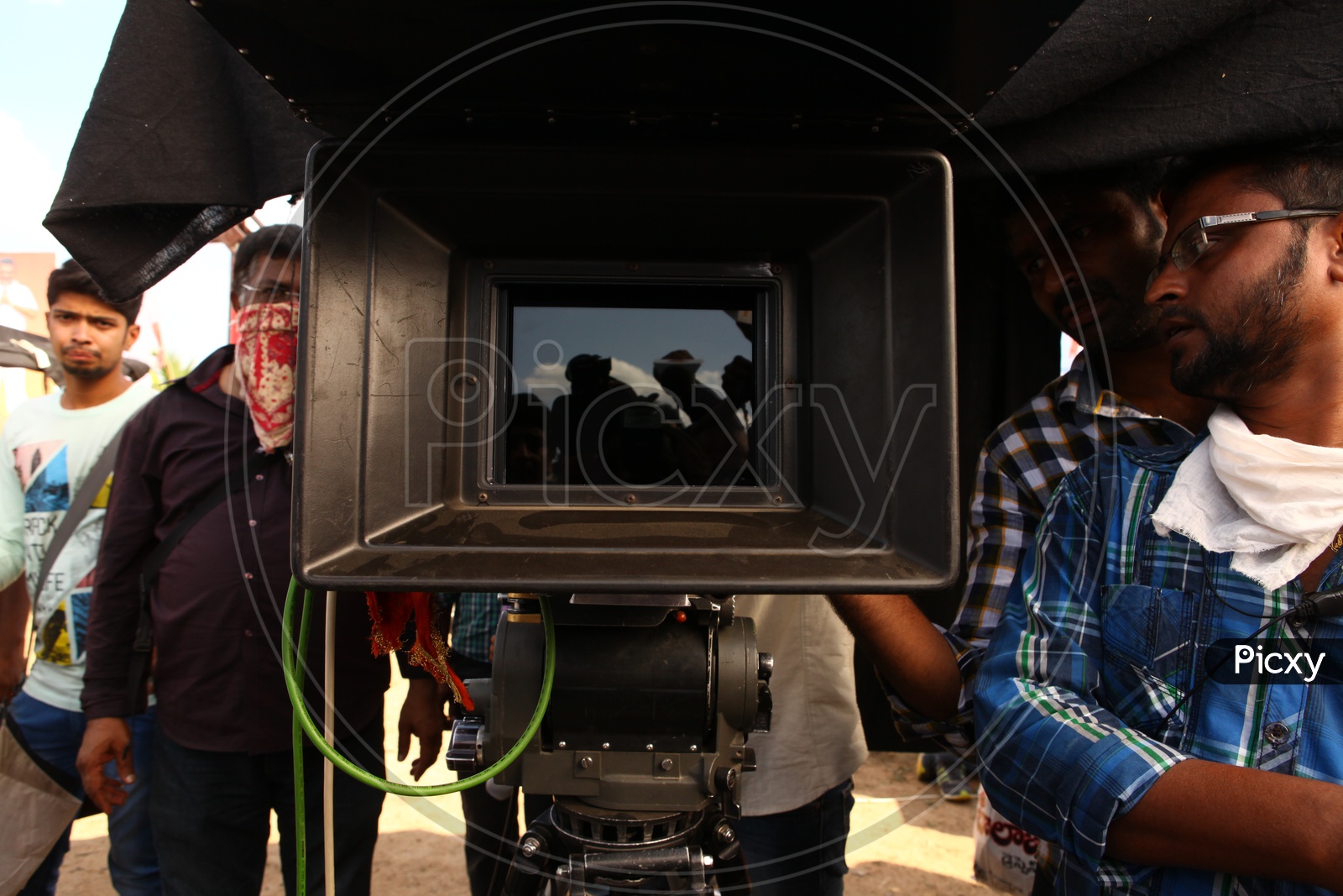 Cinematographers Working With movie Cameras during Shooting