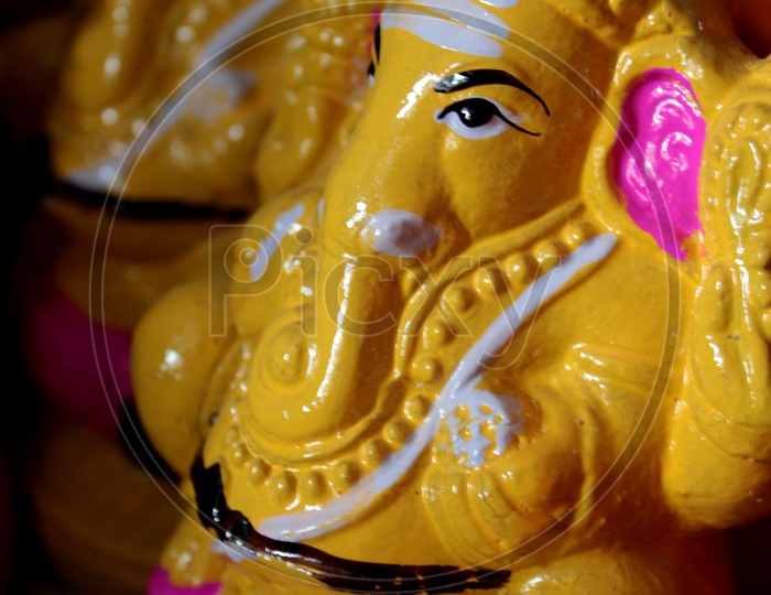 Clay idols of Lord Ganesha
