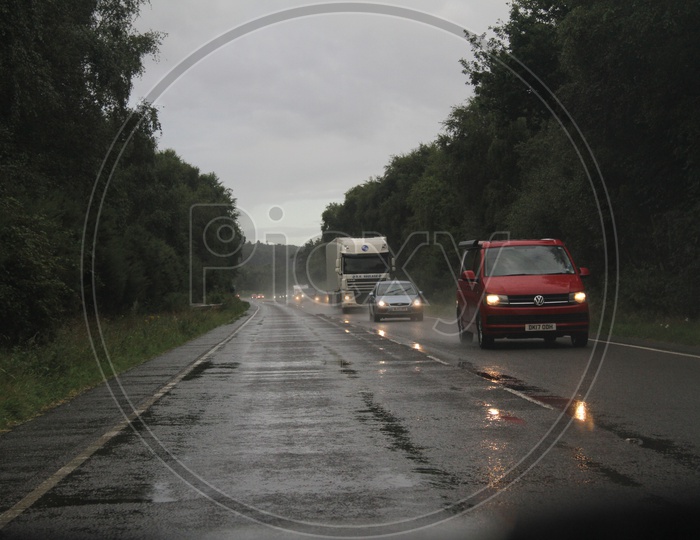 Traffic on Highway while raining