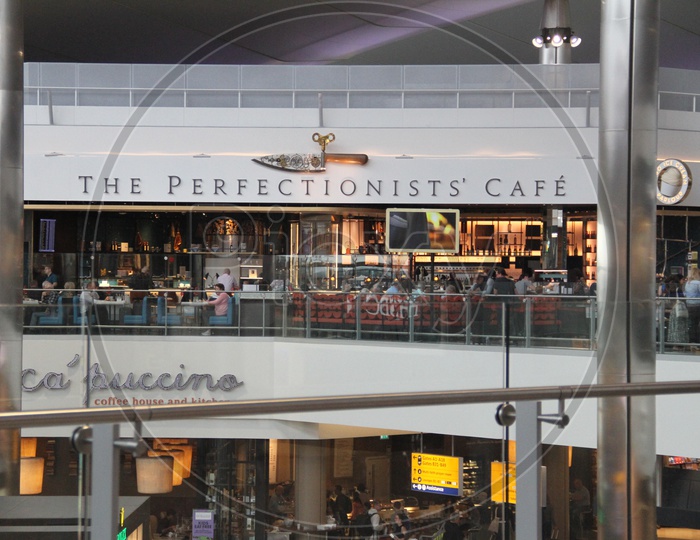 The Perfectionist's Cafe in a Shopping Mall