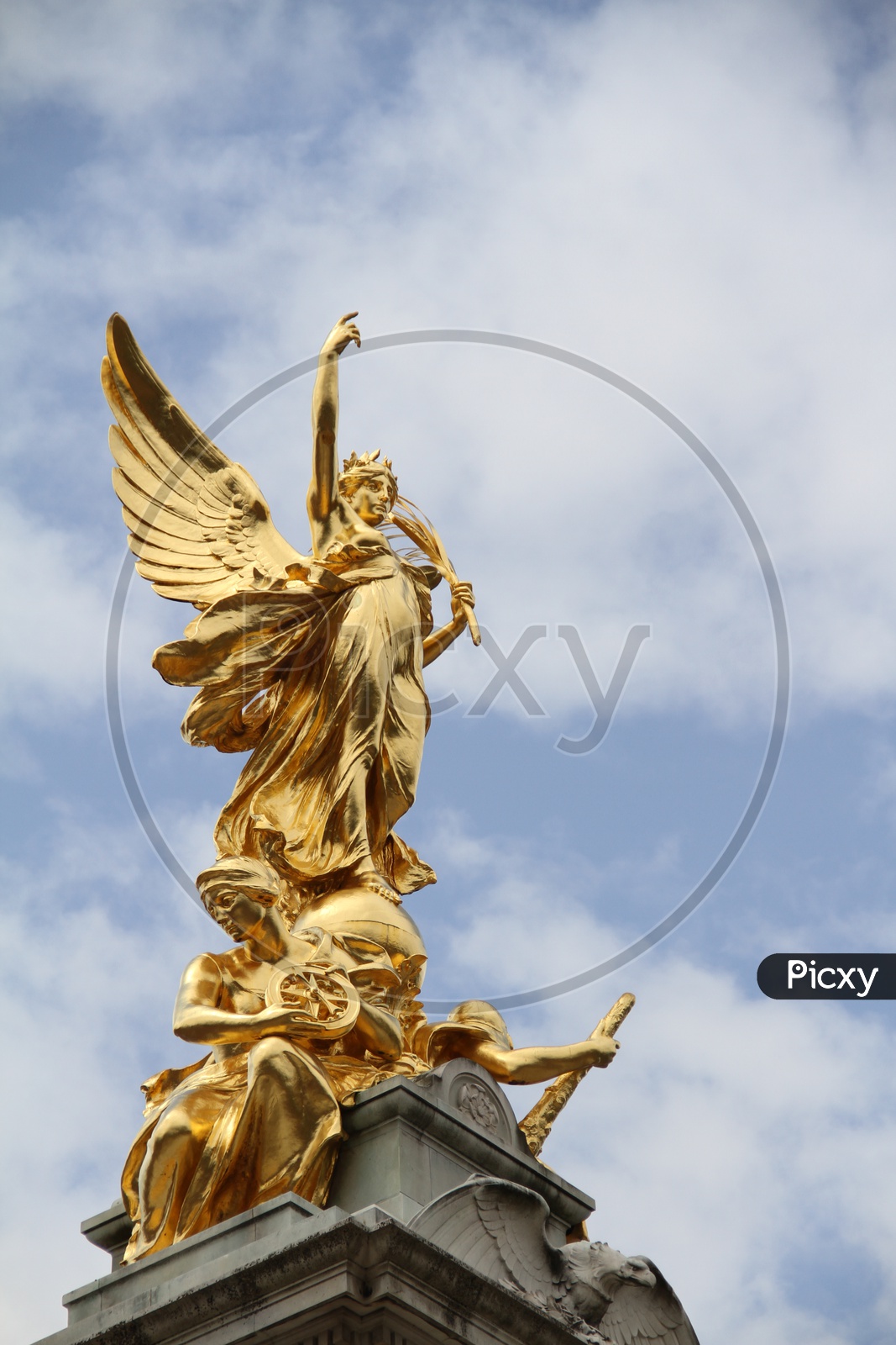Closeup Shot of The Victoria Memorial at Buckingham Palace