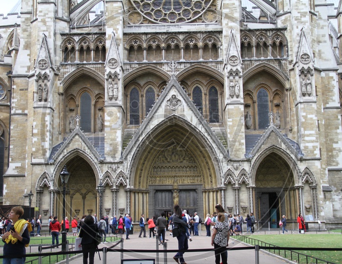 Tourists at Westminster Abbey Cathedral