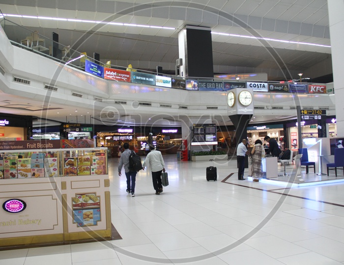 Branded Outlets in Delhi Airport