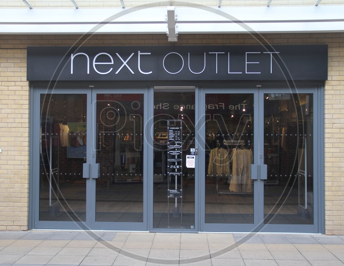 Next Outlet Fashion Store