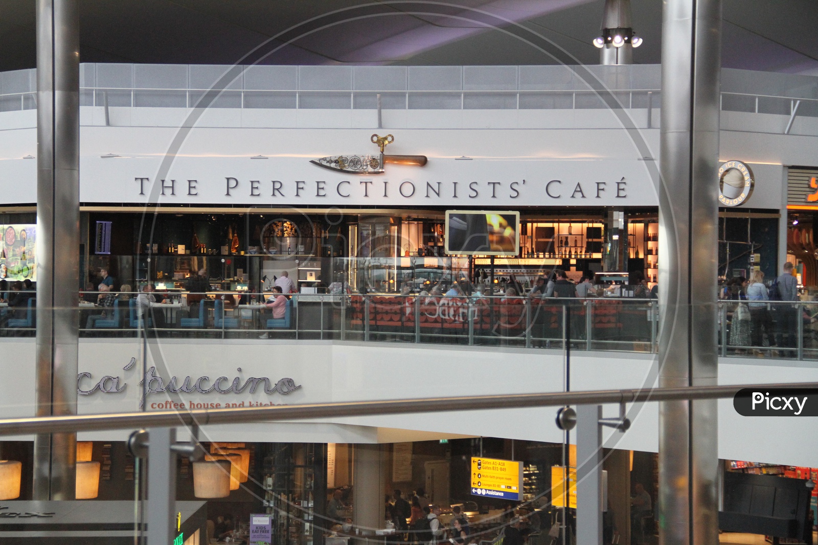 The Perfectionist's Cafe in a Shopping Mall