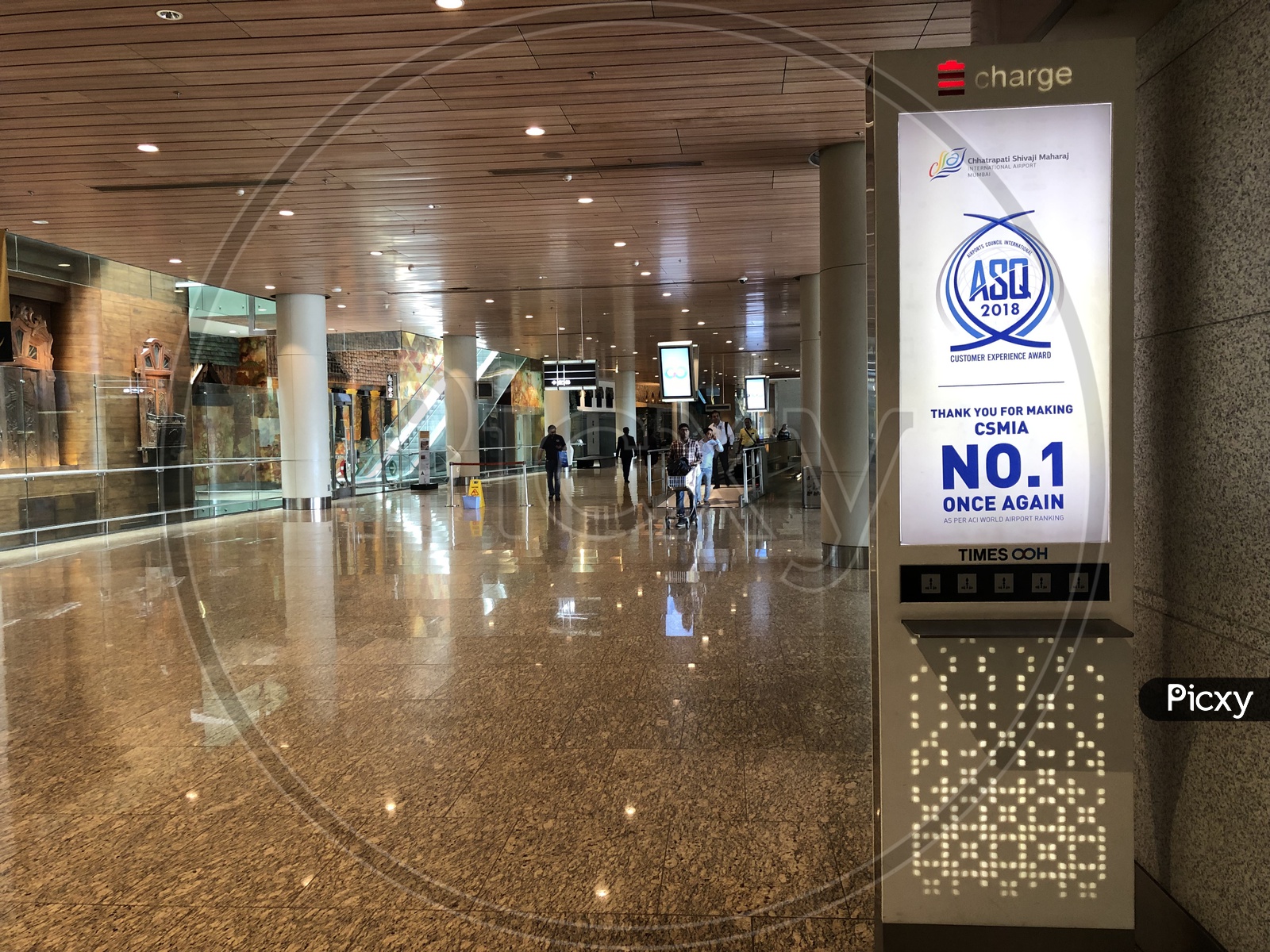 Mobile Charging Kiosks At Airports
