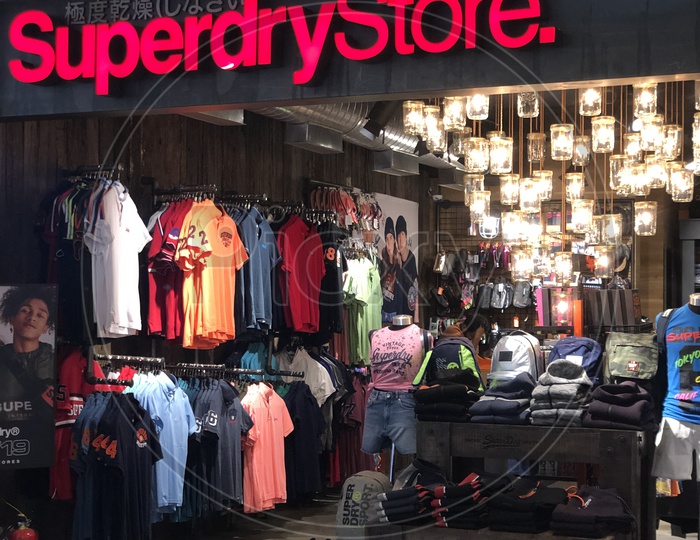Superdry Clothes Store Outlet in Mumbai Airport Terminal 2