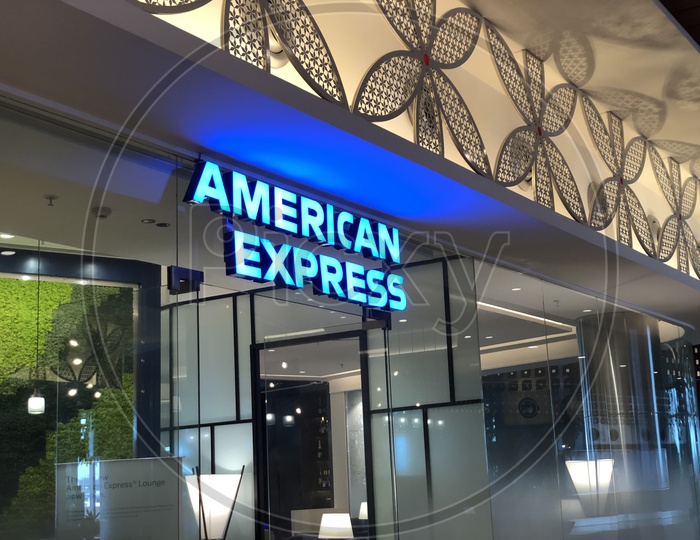 American Express Waiting Lounges in Airport