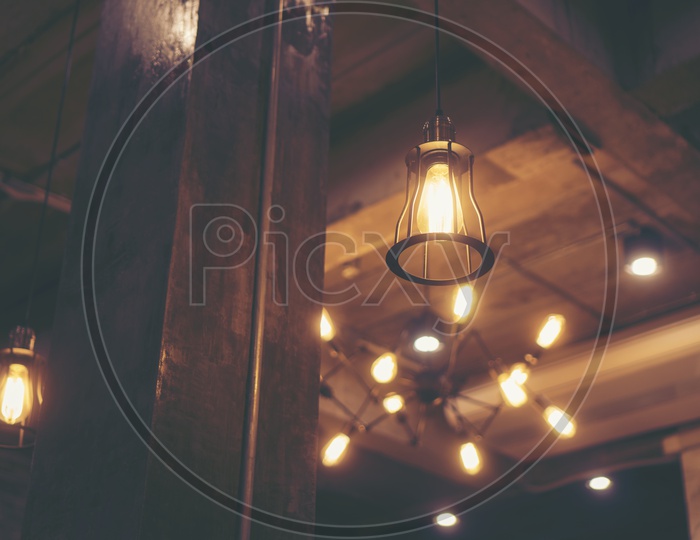 Vintage Bulbs hanging from the roof Lighting decor