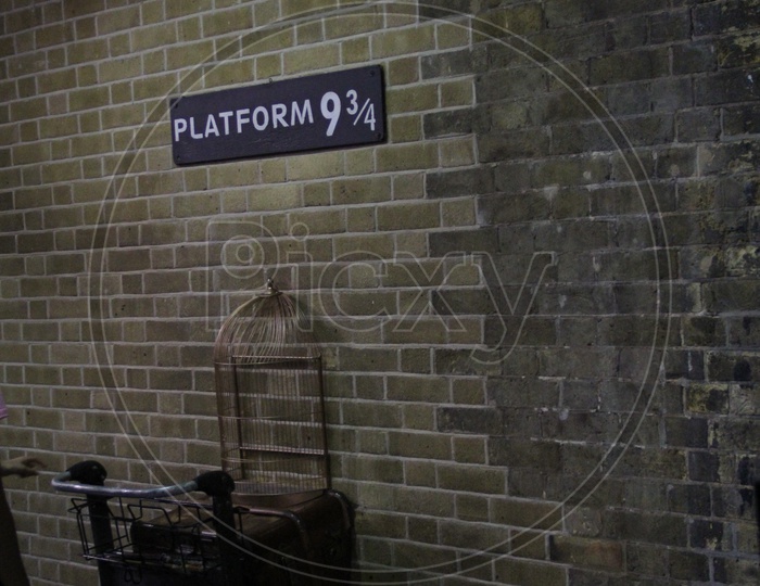 The sign for Platform 9 3/4 from Harry Potter movie in King's Cross Station