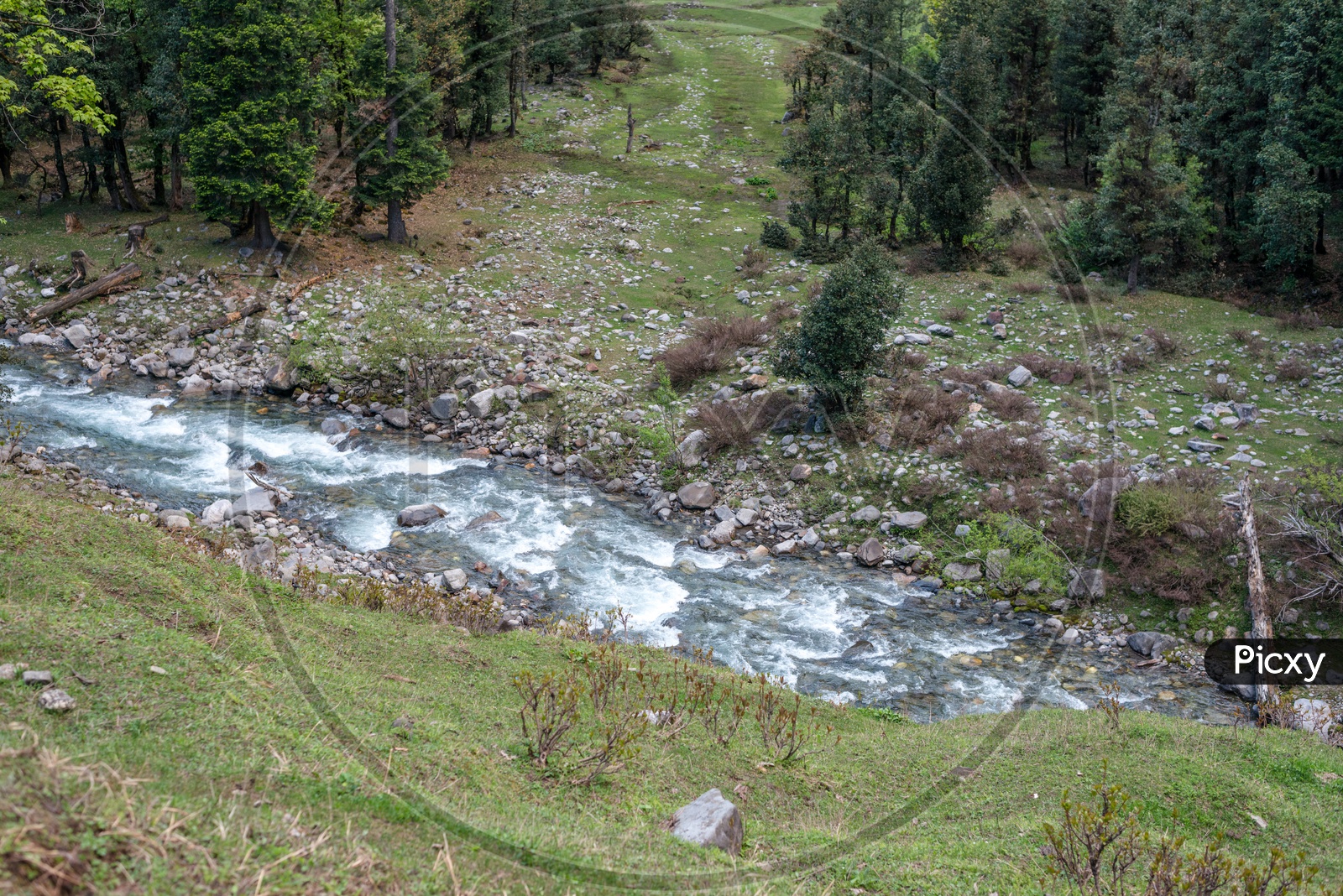 A Water stream at Hamta Pass Trek