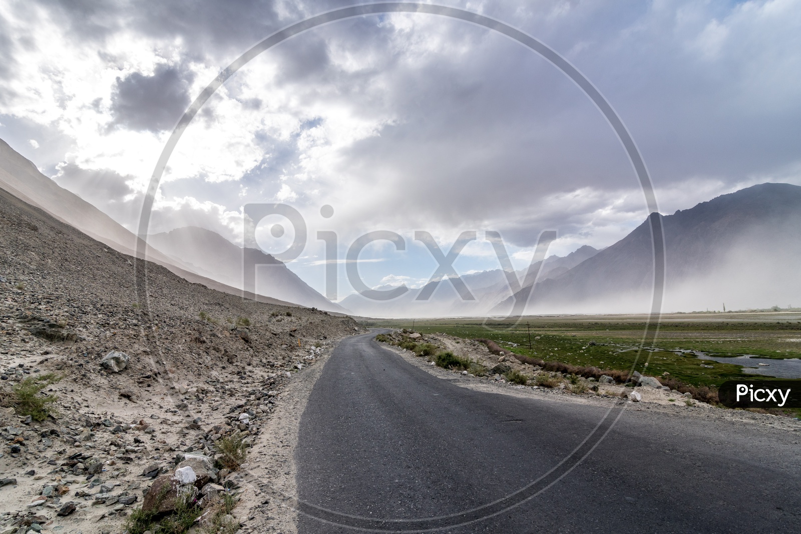 Landscape of Leh Roadway through the moutains