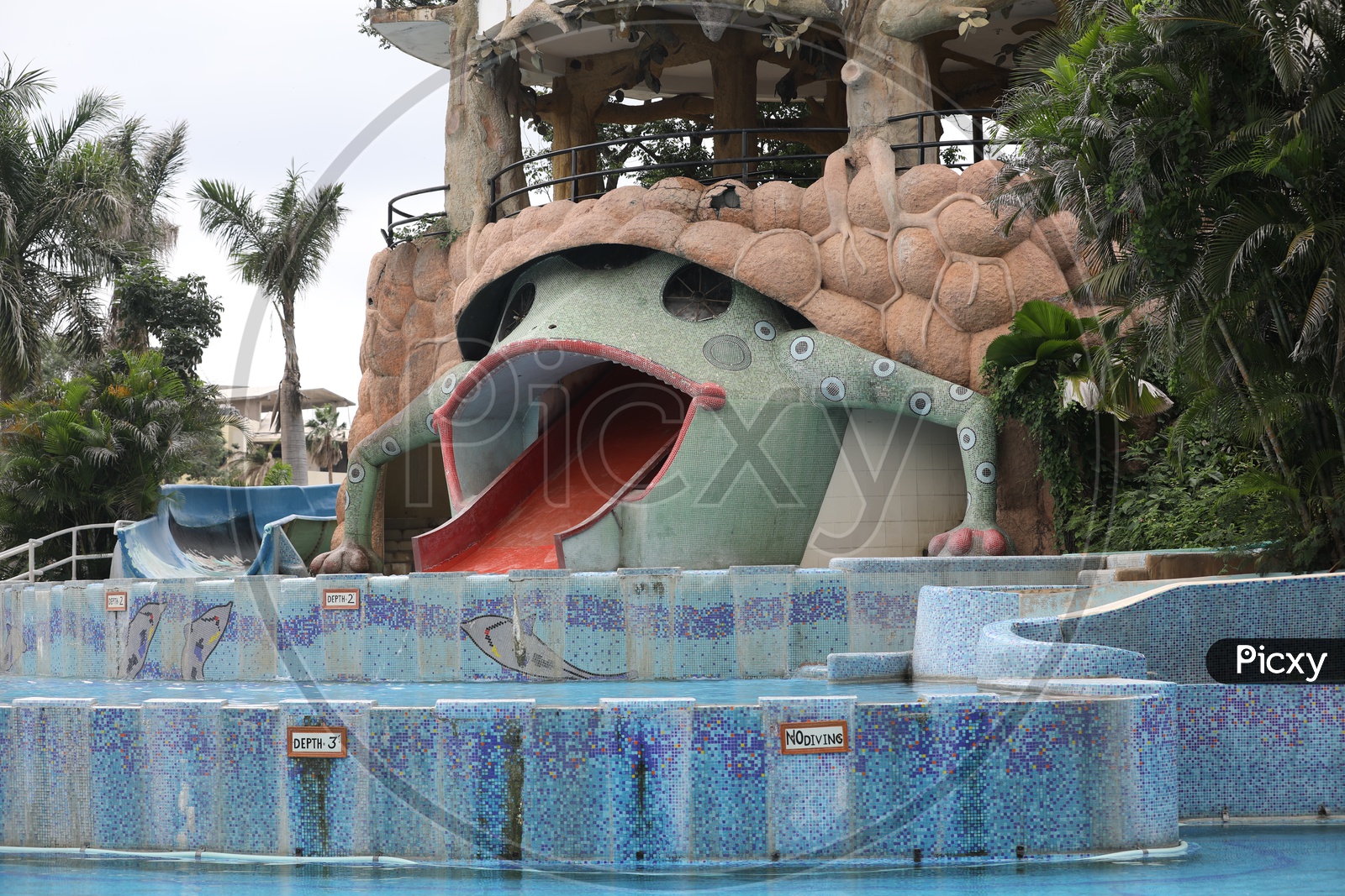 Water Fountain in Amusement Park