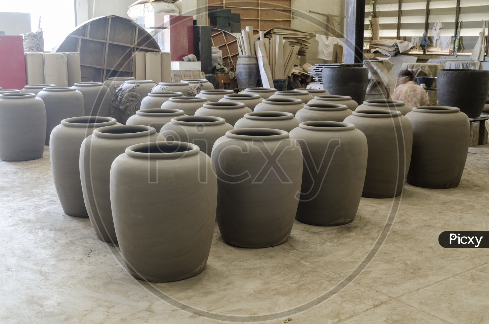 Image of Ceramics factory And production stages Of Jars at Ratchaburi, ThailandMR824890Picxy