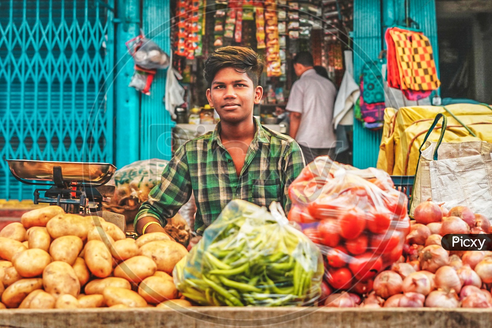 Vegetables vendor in Monda Market