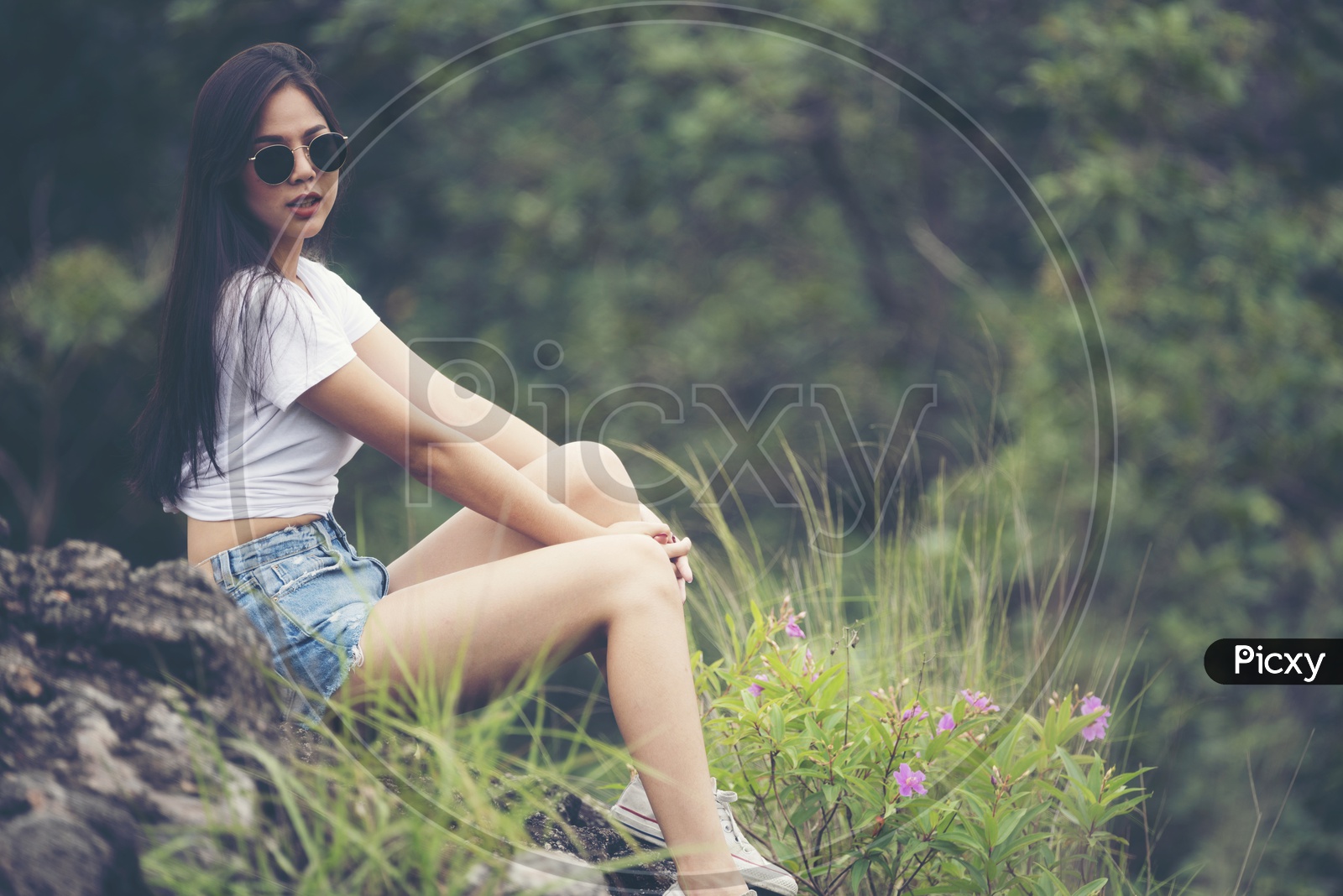 Image of Asian girl in the outdoors of Thailand-KW203709-Picxy