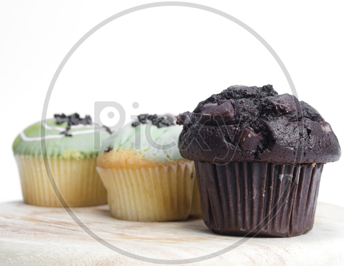 Chocolate and other flavors of muffin cake of Thailand