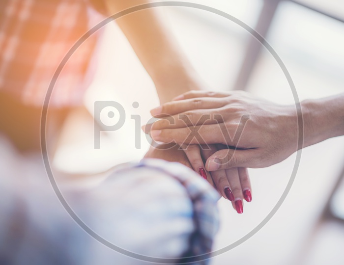 Image Of Cute Photography In The Generation A Boy Holding A Girl S Hand Hm Picxy